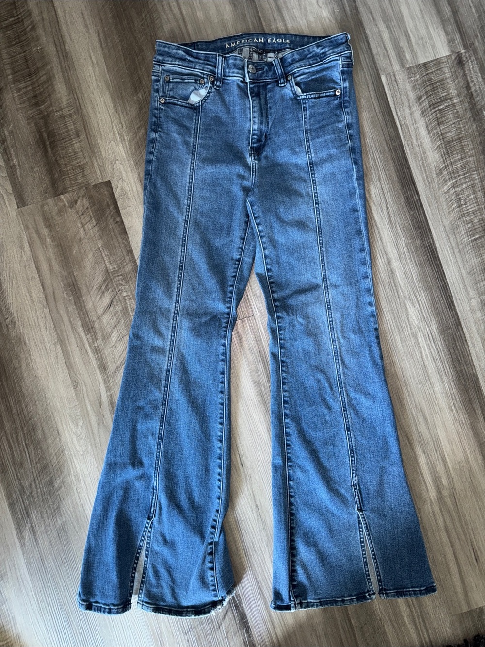 American Eagle Festival Flare jeans denim 8 women’s stretch concert front seam